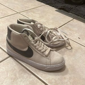 Nike skateboard blazers